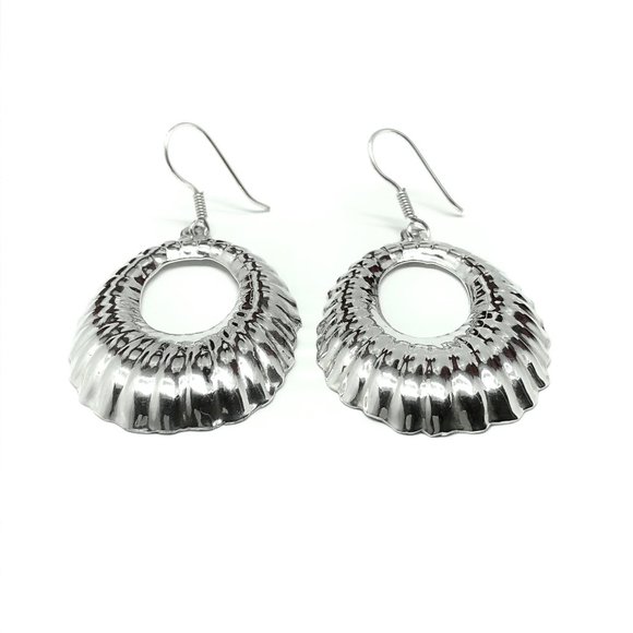 BoHo Bling Womens Earrings Sterling Silver Ribbed Oval Design | Blingschlingers - Picture 3 of 6